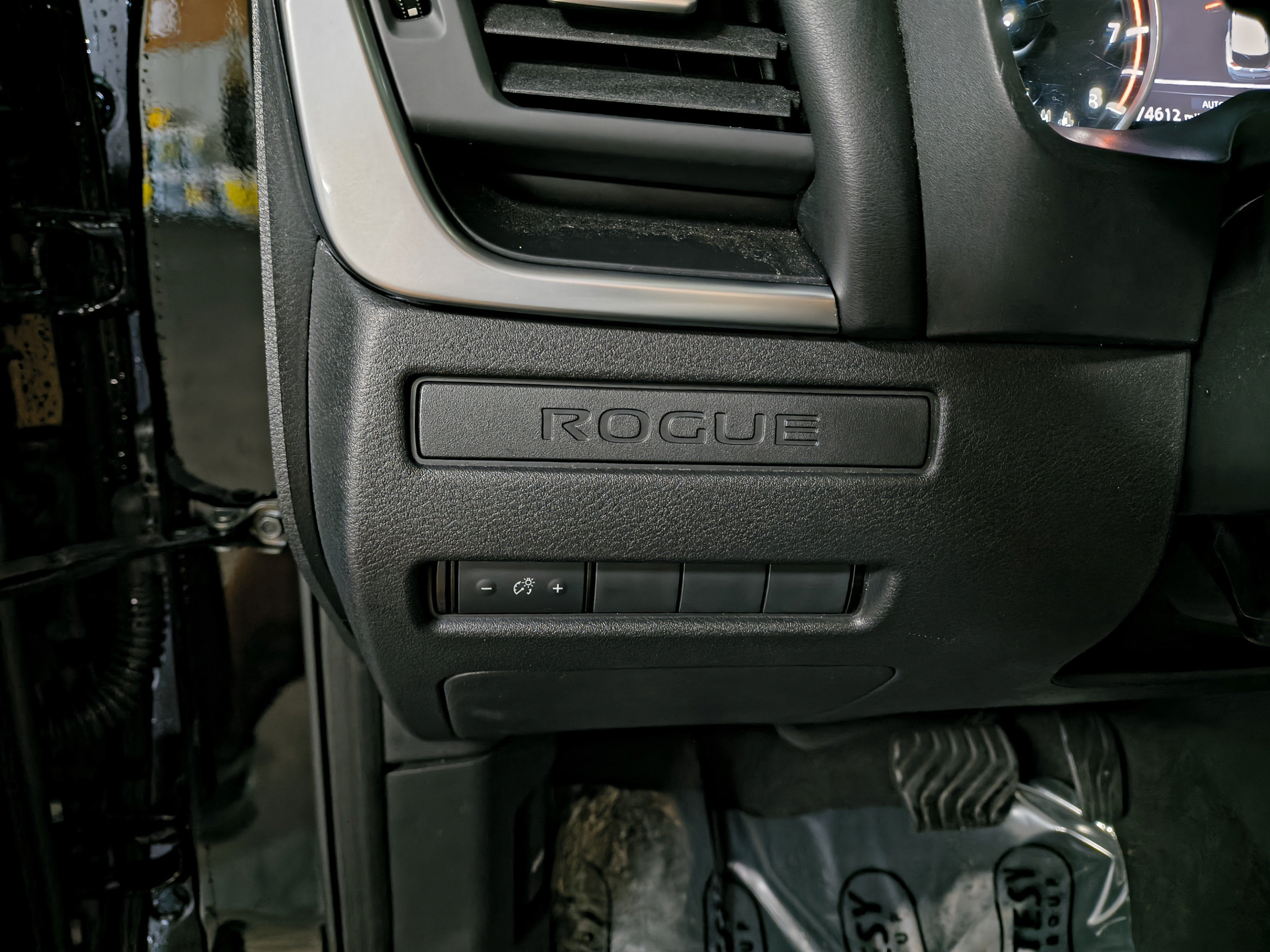 Certified 2023 Nissan Rogue S AWD/4WD image 30