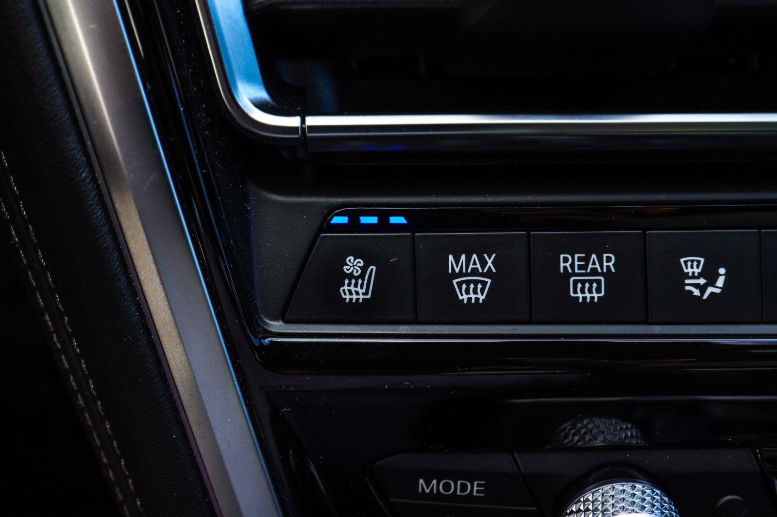 Used 2022 BMW M850i Gran Coupe xDrive w/ M Carbon Exterior Package AWD/4WD image 12