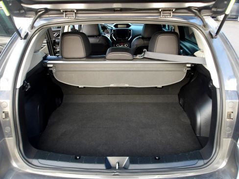 Used 2018 Subaru Impreza 2.0i Limited image 11