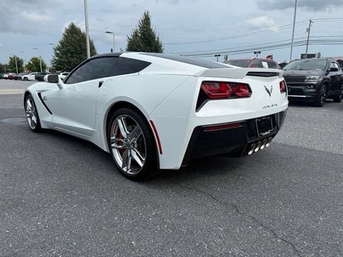 Used 2014 Chevrolet Corvette Stingray Coupe RWD image 9