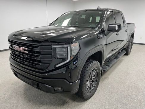 Used 2023 GMC Sierra 1500 Elevation w/ Elevation Premium Package AWD/4WD image 4