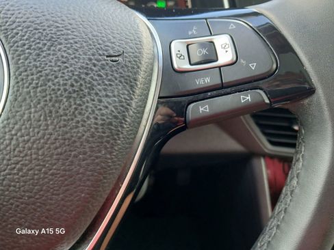 Used 2020 Volkswagen Jetta SE w/ SE Cold Weather Package image 31