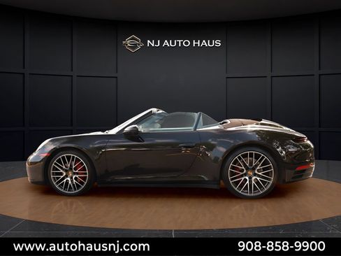 Used 2021 Porsche 911 Carrera RWD image 5