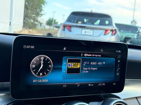 Used 2020 Mercedes-Benz C 300 4MATIC Sedan image 23