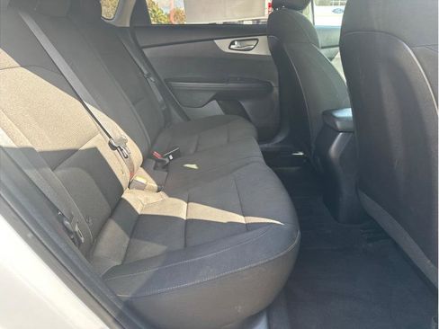 Used 2021 Kia Forte LXS image 12