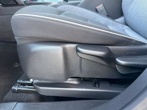 Used 2025 Chevrolet TrailBlazer LT FWD image 19