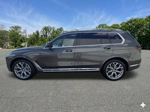 Used 2023 BMW X7 xDrive40i AWD/4WD image 5
