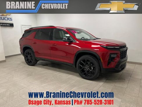 New 2026 Chevrolet Traverse RS w/ LPO, Floor Liner Package image 1