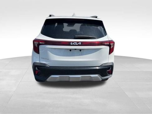 Certified 2025 Kia Seltos S FWD image 7