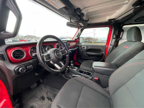 Used 2020 Jeep Wrangler Unlimited Rubicon w/ Cold Weather Group image 2