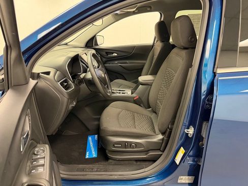 Used 2020 Chevrolet Equinox LT FWD image 18