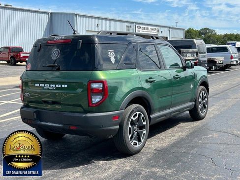 Used 2024 Ford Bronco Sport Outer Banks w/ Tech Package image 3