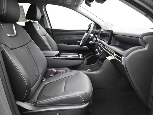New 2026 Hyundai Tucson Limited image 11