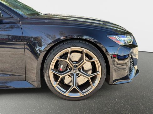 Used 2024 Audi RS 6 performance image 21