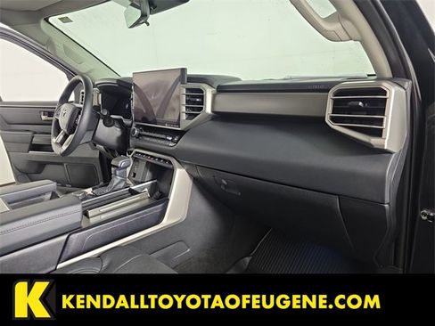 Certified 2024 Toyota Sequoia SR5 image 22