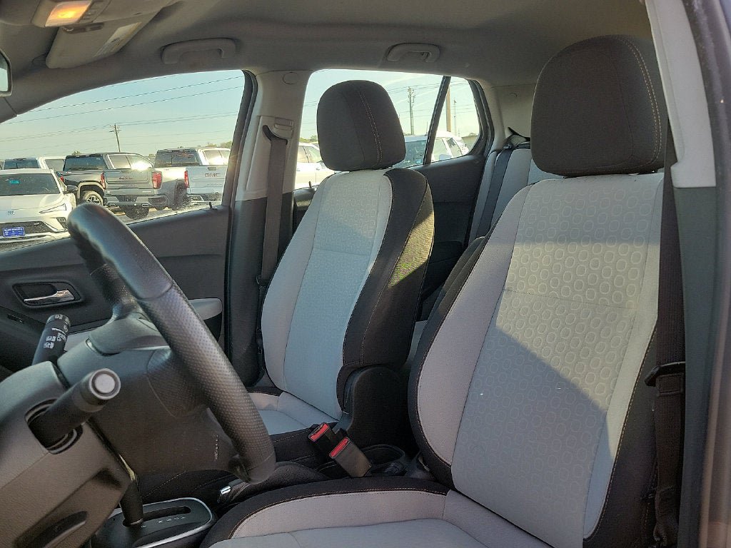 Used 2020 Chevrolet Trax LS FWD image 11
