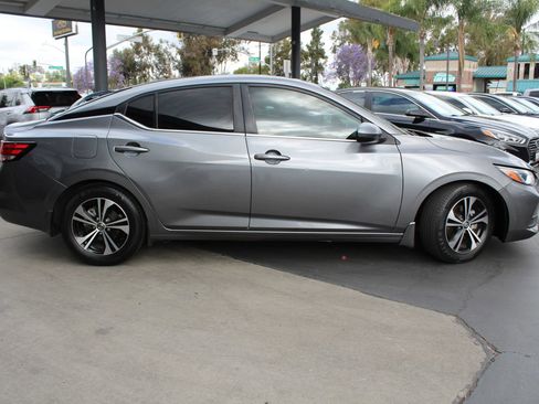 Used 2022 Nissan Sentra SV FWD image 6