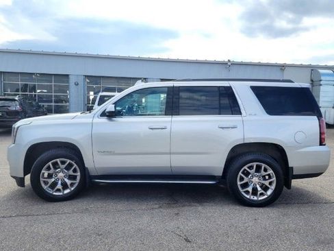 Used 2020 GMC Yukon SLE w/ SLE Value Package AWD/4WD image 16