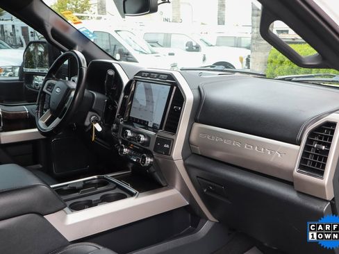 Used 2022 Ford F350 Lariat w/ Black Appearance Package image 43