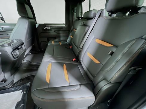 New 2026 GMC Sierra 3500 AT4 w/ AT4 Premium Plus Package image 18