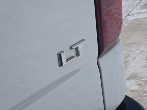 Used 2021 Chevrolet Silverado 1500 LT image 13