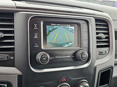 Used 2019 RAM 1500 Express w/ Express Value Package AWD/4WD image 17