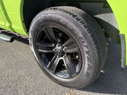 Used 2017 RAM 1500 Sport w/ Sublime Green Sport Package image 44