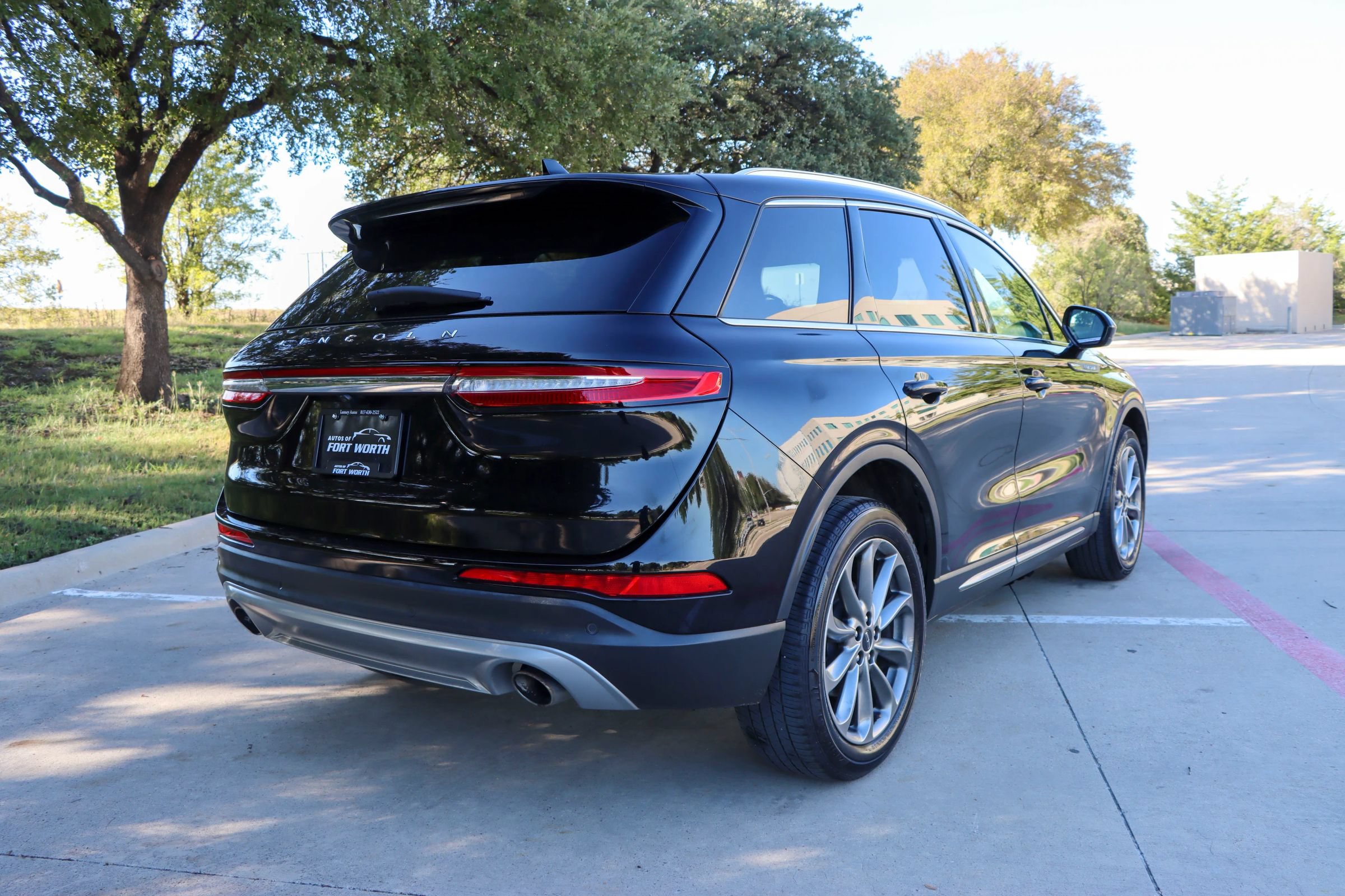 Used 2020 Lincoln Corsair AWD w/ Premium Package image 7