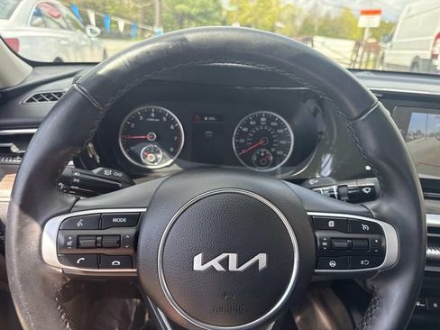 Used 2023 Kia K5 EX FWD image 30