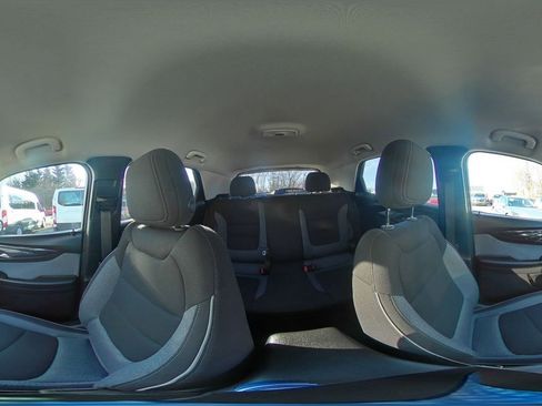 Used 2025 Chevrolet TrailBlazer LT image 38