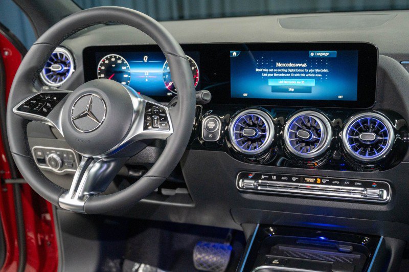 New 2026 Mercedes-Benz GLA 250 image 18