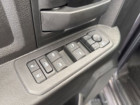 Used 2025 RAM 2500 Tradesman AWD/4WD image 34