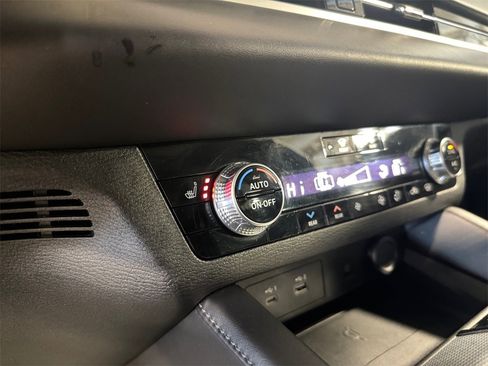 Used 2022 Mitsubishi Outlander SEL image 30