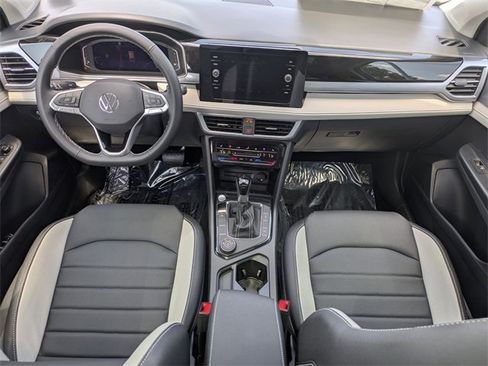 New 2025 Volkswagen Taos SEL image 18