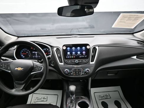 Used 2024 Chevrolet Malibu LT FWD image 16