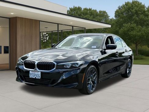 Used 2025 BMW 330i xDrive Sedan w/ Convenience Package AWD/4WD image 2