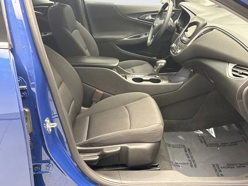 Used 2023 Chevrolet Malibu RS image 16