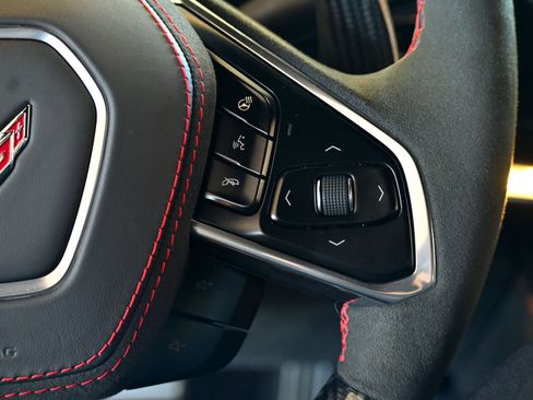 Used 2024 Chevrolet Corvette Z06 w/ Z07 Performance Package image 20