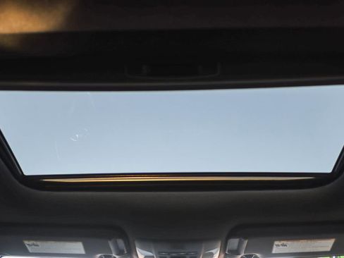 Used 2020 Toyota Corolla SE image 25