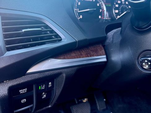 Used 2017 Acura MDX SH-AWD w/ Technology Package image 30
