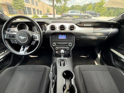 Used 2019 Ford Mustang GT RWD image 23