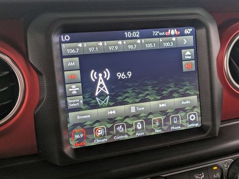 Used 2021 Jeep Wrangler Unlimited Rubicon AWD/4WD image 11