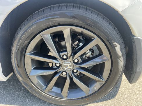 Used 2020 Honda Civic EX image 10