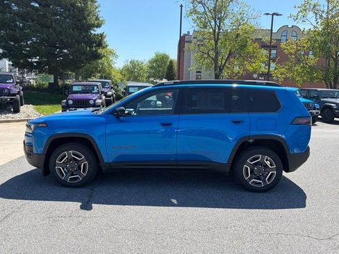 New 2026 Jeep Cherokee Laredo AWD/4WD image 4