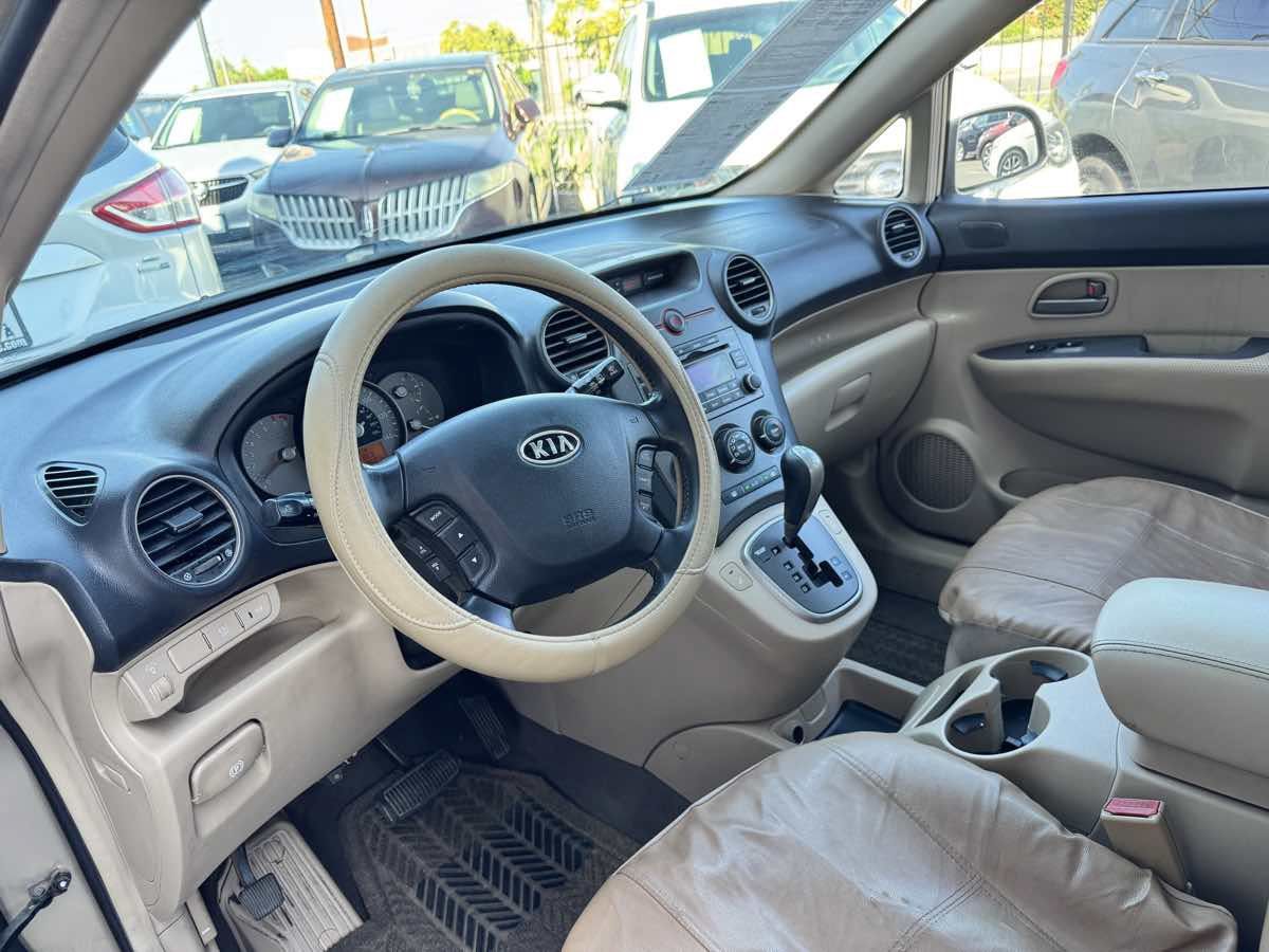 Used 2007 Kia Rondo EX w/ Premium Pkg FWD image 33