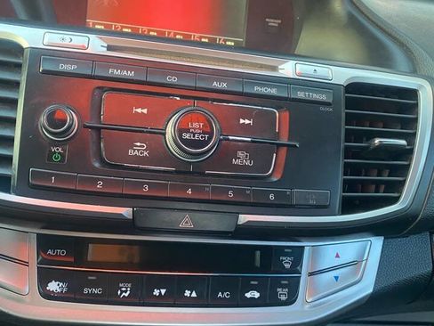 Used 2015 Honda Accord Sport image 21