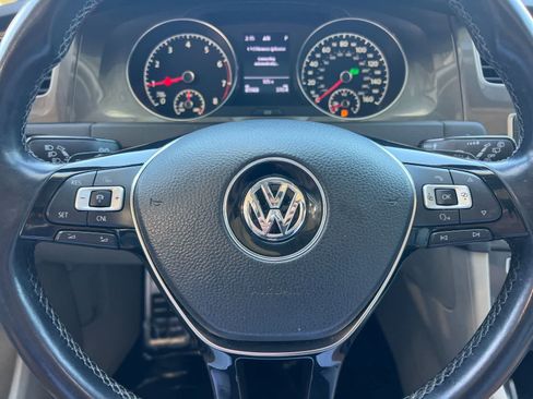 Used 2017 Volkswagen Golf Alltrack SE AWD/4WD image 24