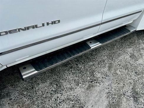 Used 2015 GMC Sierra 3500 Denali w/ Duramax Plus Package image 12