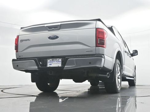 Used 2015 Ford F150 Lariat w/ Equipment Group 502A Luxury RWD image 38