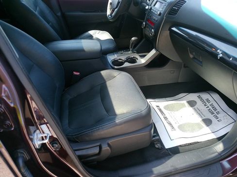 Used 2011 Kia Sorento EX w/ Premium Pkg AWD/4WD image 15